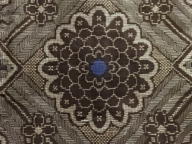 JAPANESE KIMONO / ANTIQUE KIMONO / SILK / DORO OSHIMA TSUMUGI / WOVEN FLORAL CREST